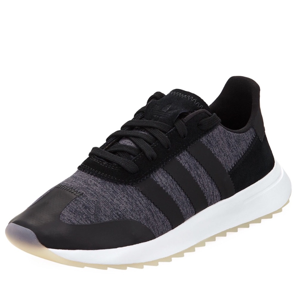 NWT Adidas Flashback Runner Sneaker - Picture 1 of 7